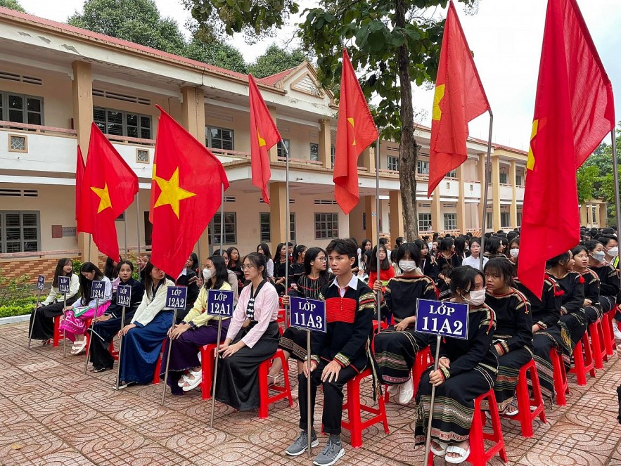 Chùm ảnh: Học sinh các dân tộc thiểu số tưng bừng chào đón năm học mới 2022-2023 Chùm ảnh: Học sinh các dân tộc thiểu số tưng bừng chào đón năm học mới 2022-2023