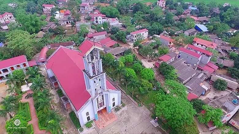 Đồng bào công giáo huyện Cẩm Khê thi đua phát triển kinh tế, xây dựng quê hương