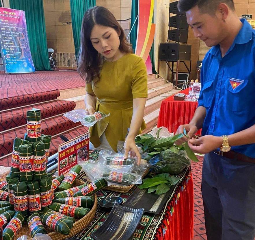 “Cái khó còn bó cái khôn” trong nỗ lực tiêu thụ sản phẩm vùng đồng bào dân tộc thiểu số qua kênh thương mại điện tử