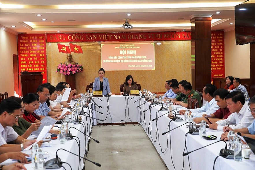 Quang cảnh hội nghị tổng kết công tác tôn giáo năm 2023, triển khai nhiệm vụ năm 2024 của tỉnh Bình Phước.