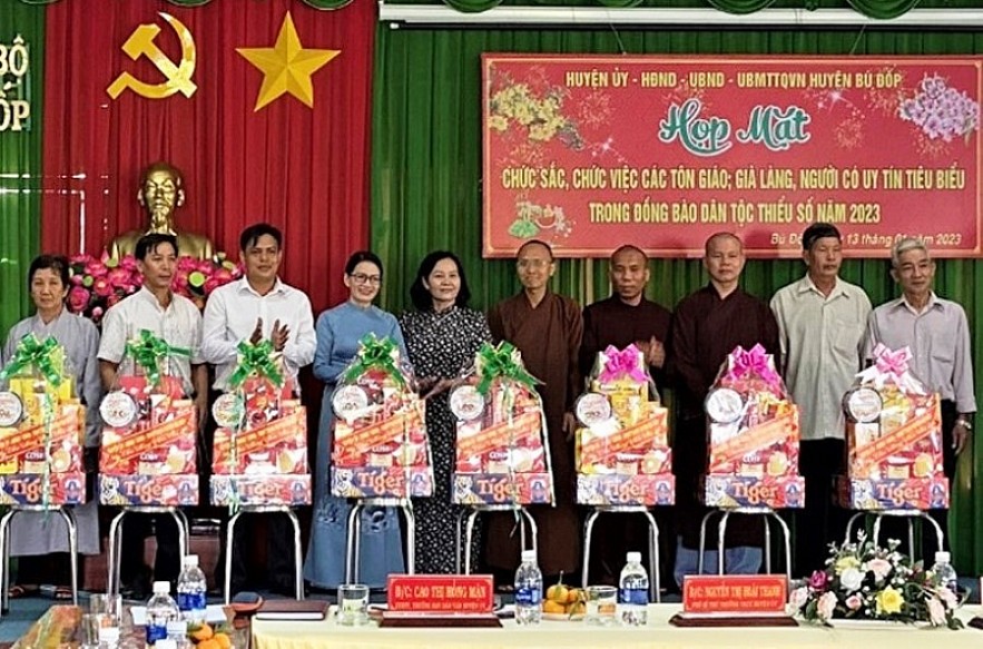 Bình Phước: Đạo - Đời cùng đồng hành, hỗ trợ trong phát triển kinh tế - xã hội