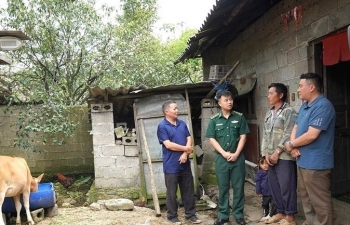 ve tan nha gap tung nguoi de tuyen truyen van dong khong theo ta dao ton giao la