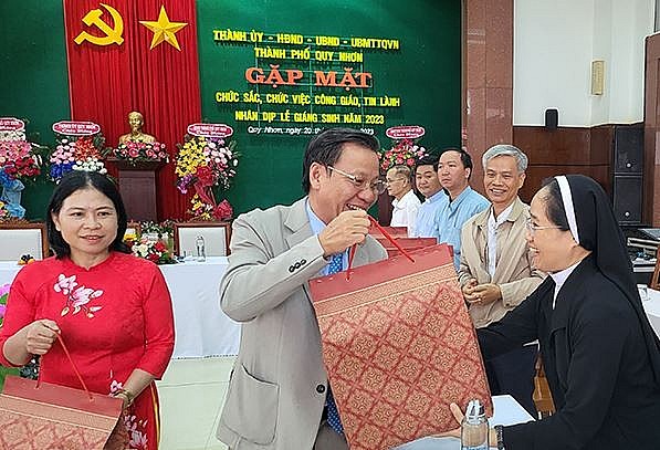 Người Công giáo Quy Nhơn tích cực tham gia lao động sản xuất, sống tốt đời đẹp đạo