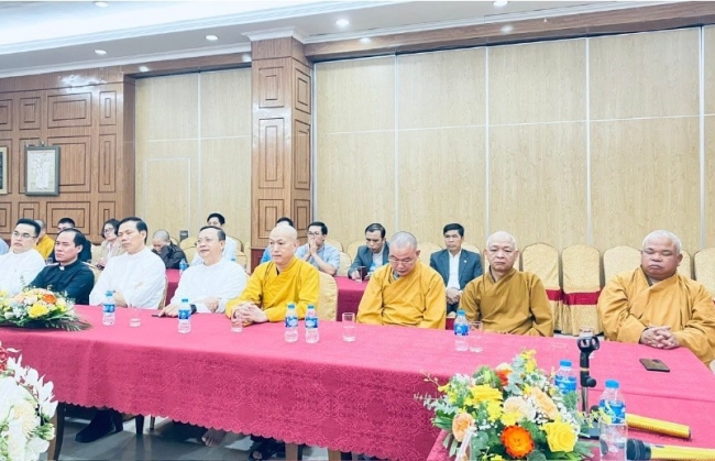 Phát huy sự gắn kết các tôn giáo tỉnh Hà Nam