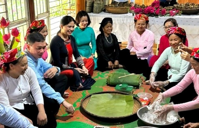 Lào Cai: Nâng cao ý thức an toàn thực phẩm cho đồng bào dân tộc, tôn giáo