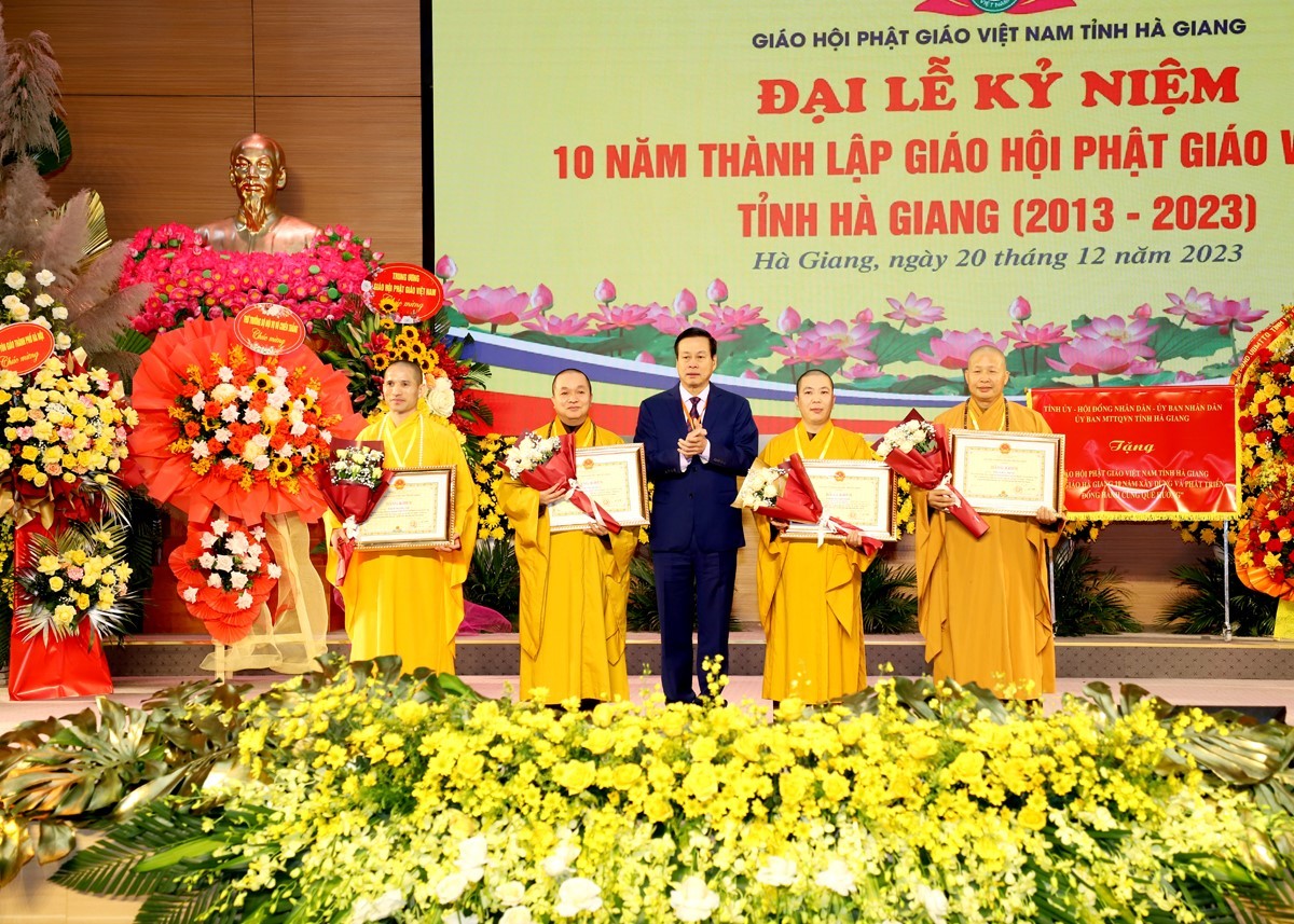 Giáo hội Phật giáo Việt Nam tỉnh Hà Giang: 10 năm góp phần xây dựng kinh tế - xã hội quê hương