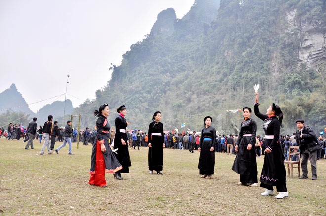 Tuyên Quang: Người cao tuổi có vai trò quan trọng trong việc giữ gìn bản sắc văn hoá dân tộc