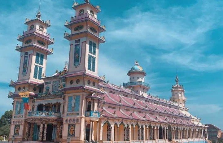 Tòa Thánh Cao Đài thúc đẩy tiềm năng du lịch tôn giáo tại tỉnh Tây Ninh