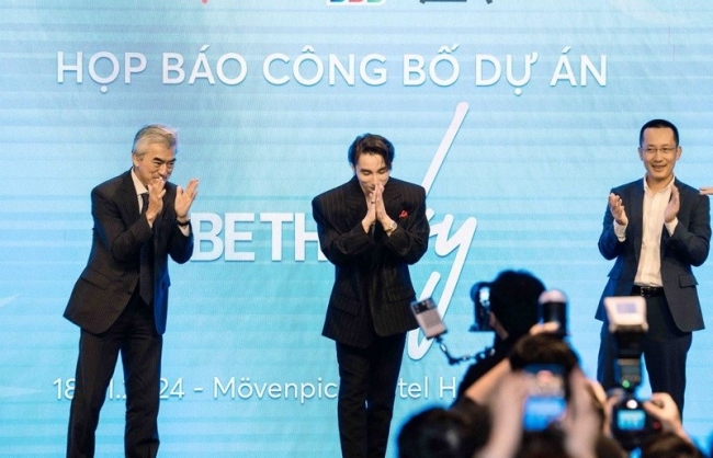 Be The Sky - thẻ ngân hàng kết hợp với nghệ sỹ đầu tiên tại Việt Nam