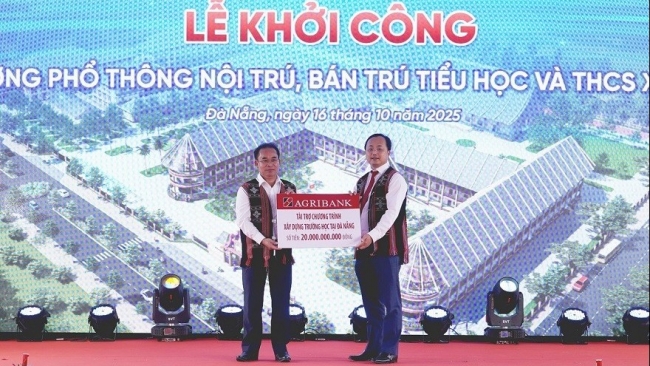 Agribank trao tặng 20 tỷ đồng xây dựng các trường nội trú tại Đà Nẵng