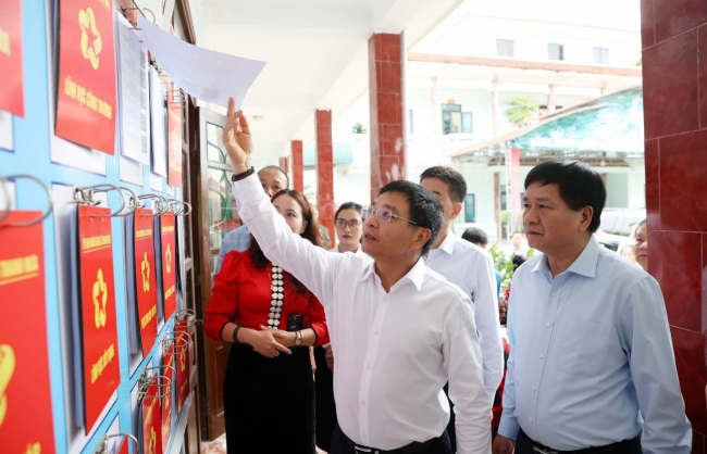 Bộ trưởng Nguyễn Văn Thắng khảo sát thực tế việc triển khai mô hình chính quyền hai cấp tại Điện Biên
