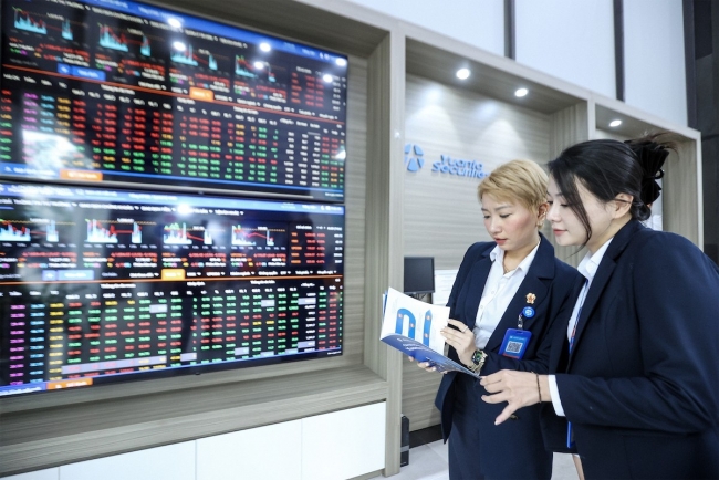 Chứng khoán phái sinh ngày 1/12: Chênh lệch âm thu hẹp khi VN30-Index vững vàng vượt 1.900 điểm