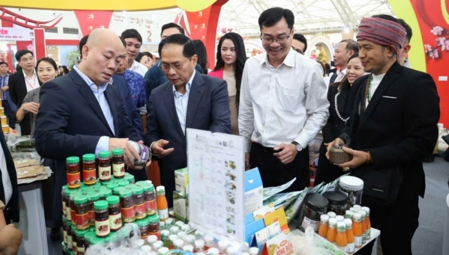 Phối hợp liên ngành - “chìa khóa” thành công của Hội chợ Mùa Xuân 2026