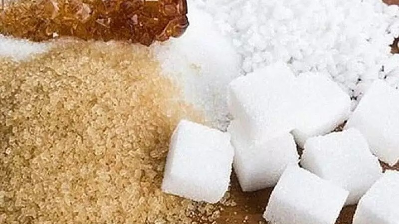 Giá lúa mì đảo chiều, giá đường lao dốc dưới áp lực dư cung