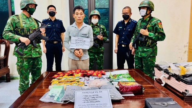 Hải quan chủ trì, phối hợp thu giữ 165 kg ma túy trong hai tháng cao điểm