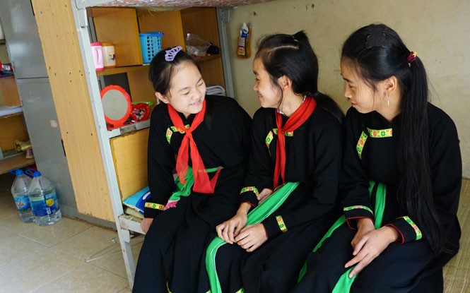 Hỗ trợ tiền ăn, gạo, đồ dùng cá nhân cho học sinh trường phổ thông nội trú Hỗ trợ tiền ăn, gạo, đồ dùng cá nhân cho học sinh trường phổ thông nội trú