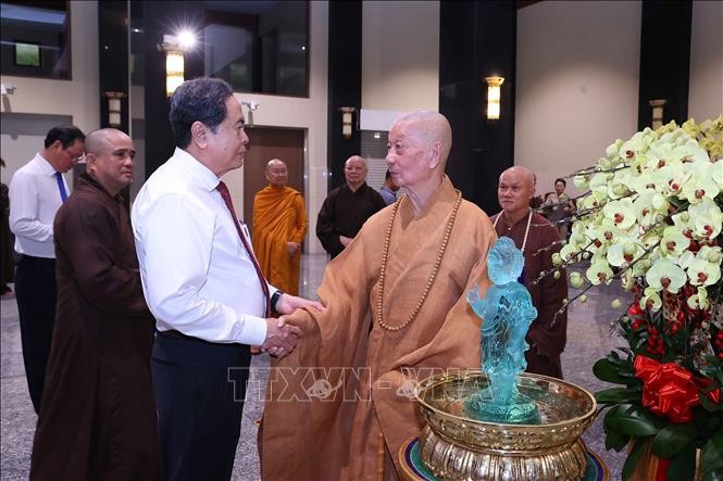 Chủ tịch Quốc hội Trần Thanh Mẫn chúc mừng Đại lễ Phật đản tại TPHCM