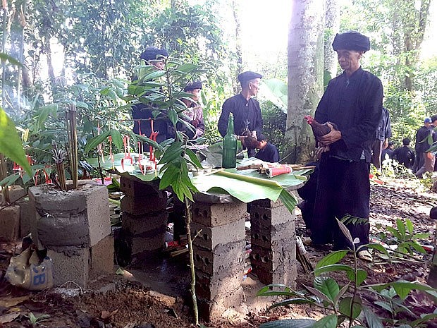 Lễ Cúng thần rừng - nét văn hóa tâm linh của người Nùng xã Cốc Rế,  Hà Giang